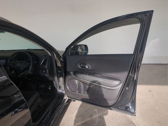 HONDA VEZEL HYBRID 2014