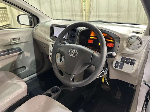 TOYOTA PIXIS EPOCH 2016