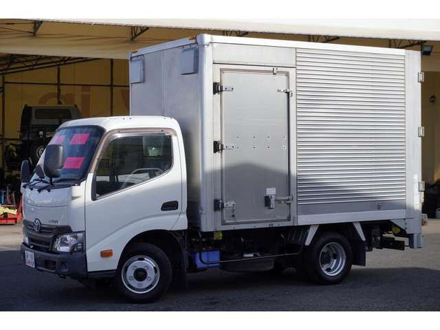 TOYOTA DYNA 2018
