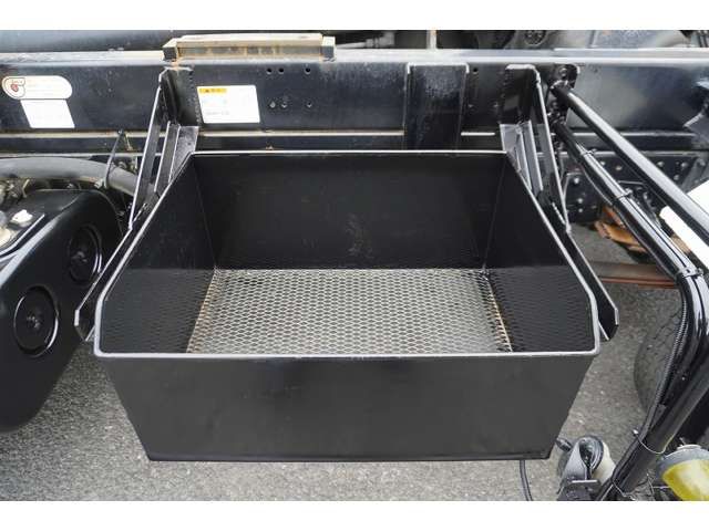 MITSUBISHI FUSOU FIGHTER 2016