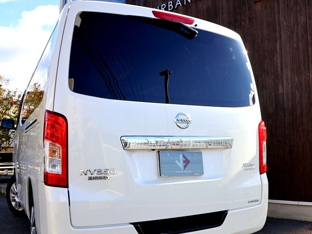 NISSAN NV350 CARAVAN 2019