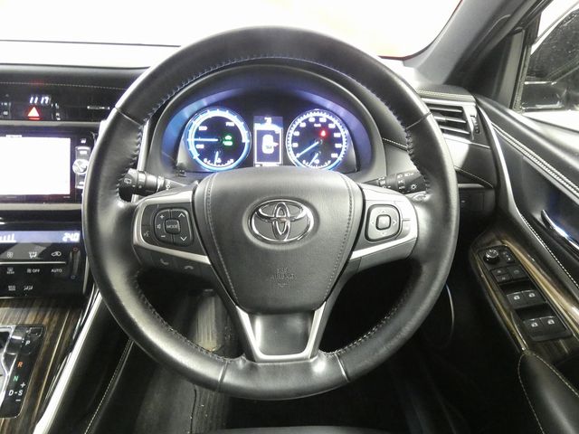 TOYOTA HARRIER HYBRID 2015