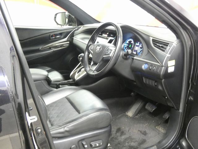 TOYOTA HARRIER HYBRID 2015