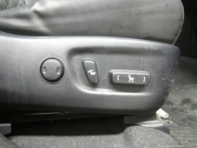 TOYOTA HARRIER HYBRID 2015