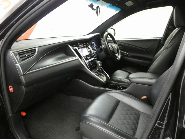 TOYOTA HARRIER HYBRID 2015