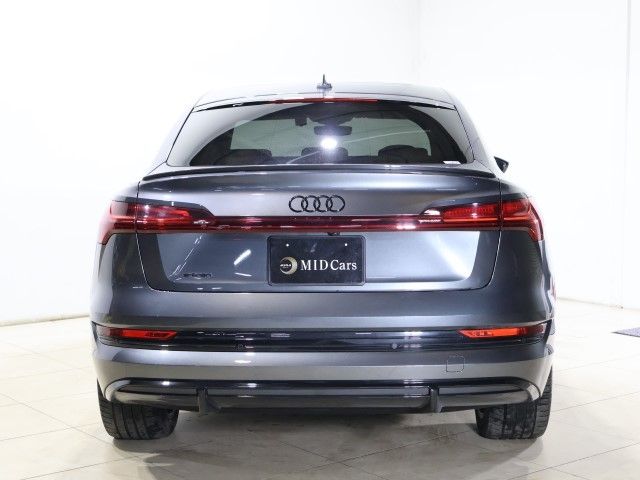 AUDI AUDI e-tron SPORTBACK 2022