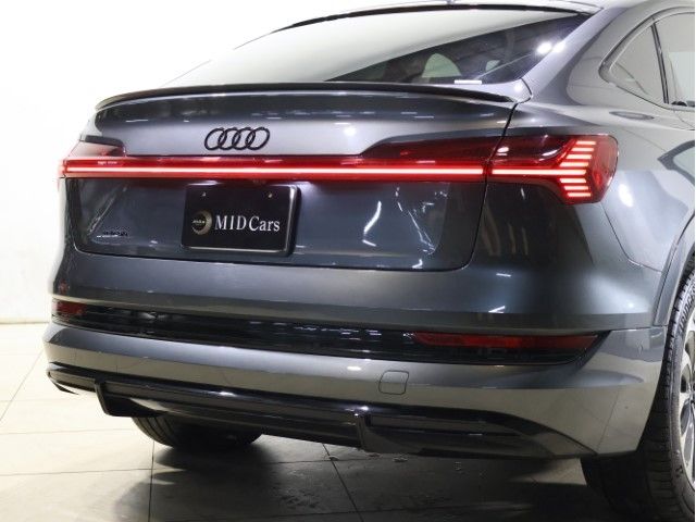 AUDI AUDI e-tron SPORTBACK 2022