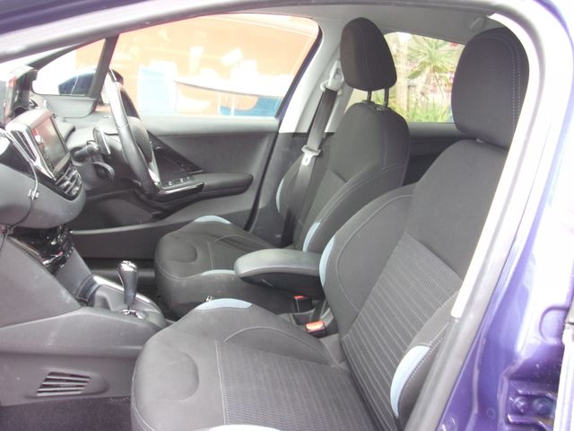 PEUGEOT PEUGEOT 208 2015