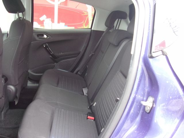 PEUGEOT PEUGEOT 208 2015