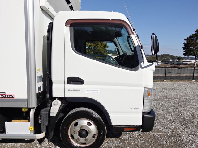 MITSUBISHI CANTER 2015