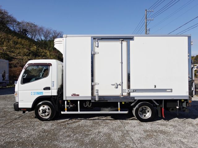 MITSUBISHI CANTER 2015