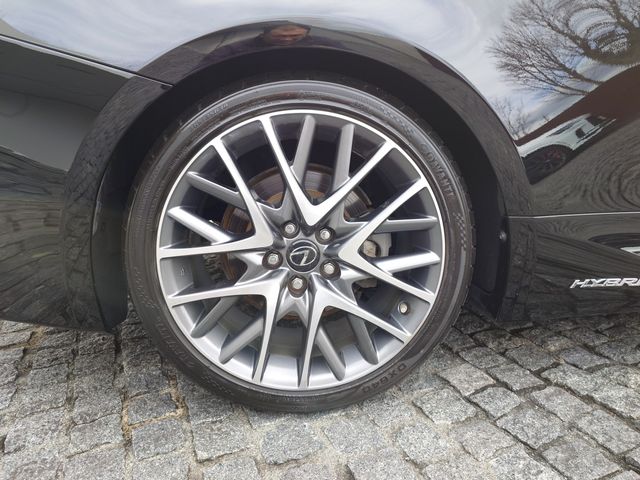 TOYOTA LEXUS RC300h 2015