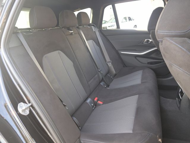 BMW BMW 3series TOURING 2025