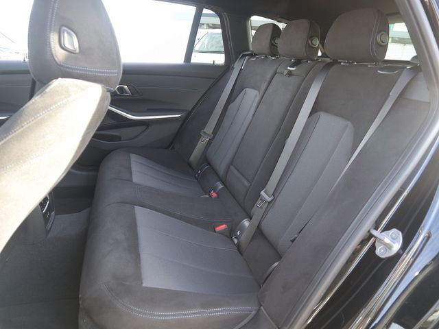 BMW BMW 3series TOURING 2025