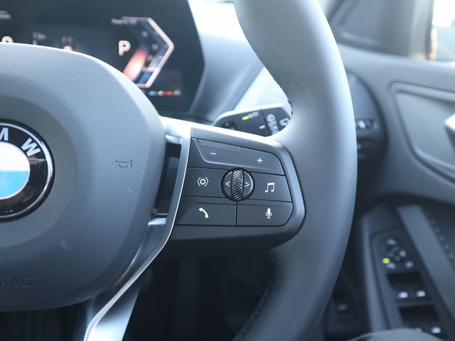 BMW BMW 1series 2025