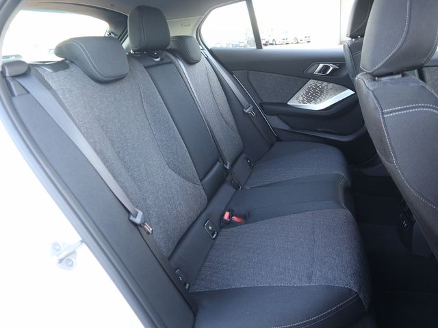 BMW BMW 1series 2025