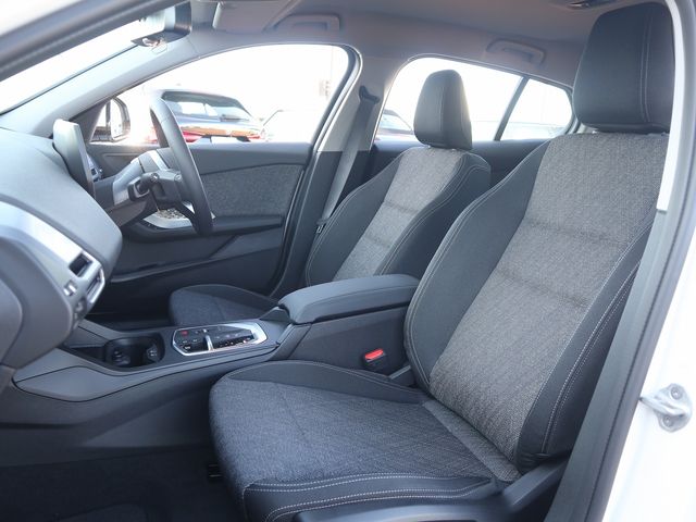 BMW BMW 1series 2025