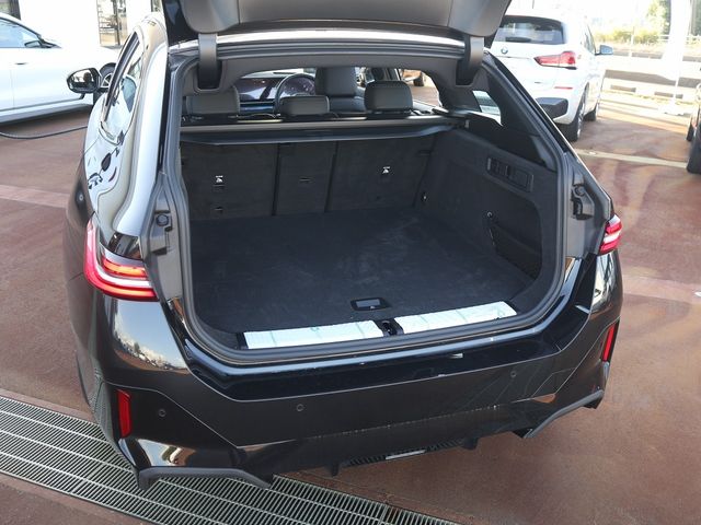 BMW BMW 5series TOURING 2025