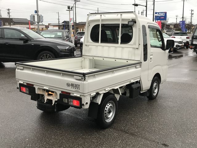 DAIHATSU HIJET truck 4WD 2022