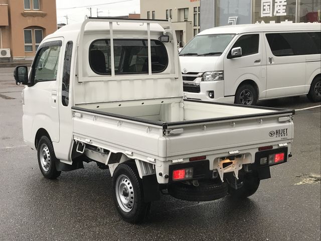 DAIHATSU HIJET truck 4WD 2022