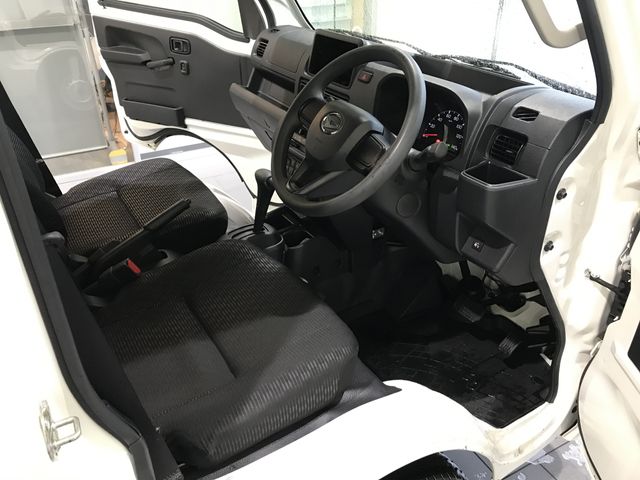 DAIHATSU HIJET truck 4WD 2022