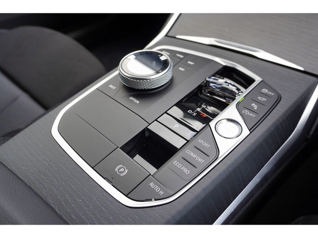 BMW BMW 3series sedan 2025