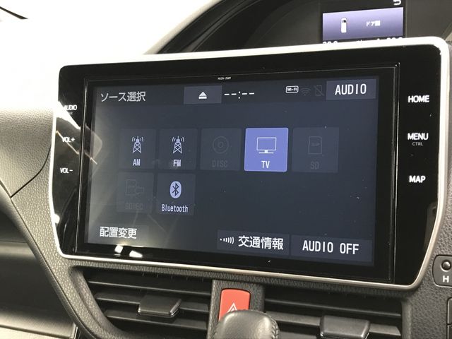 TOYOTA NOAH 2019