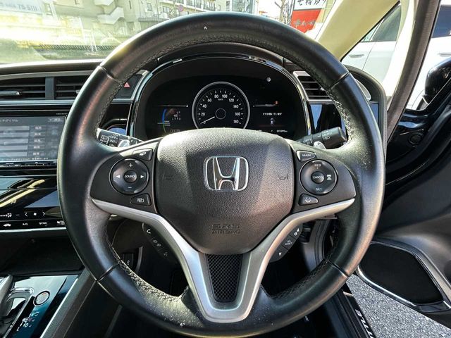 HONDA SHUTTLE HYBRID 2018