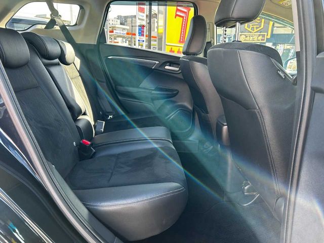 HONDA SHUTTLE HYBRID 2018