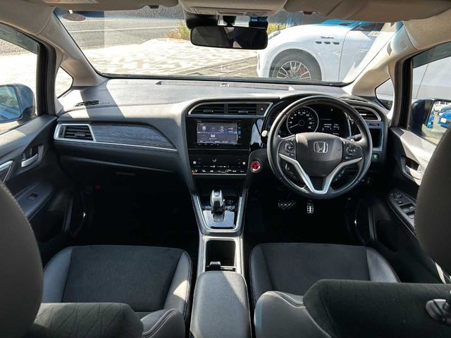 HONDA SHUTTLE HYBRID 2018