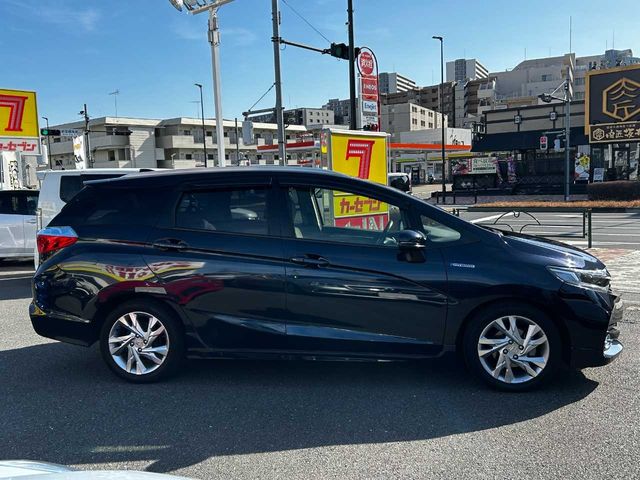 HONDA SHUTTLE HYBRID 2018