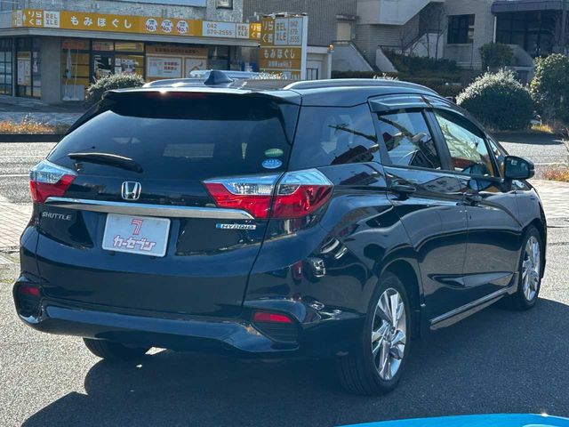 HONDA SHUTTLE HYBRID 2018