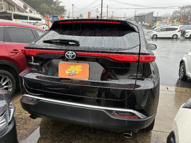 TOYOTA HARRIER 4WD 2021