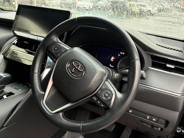 TOYOTA HARRIER 4WD 2021