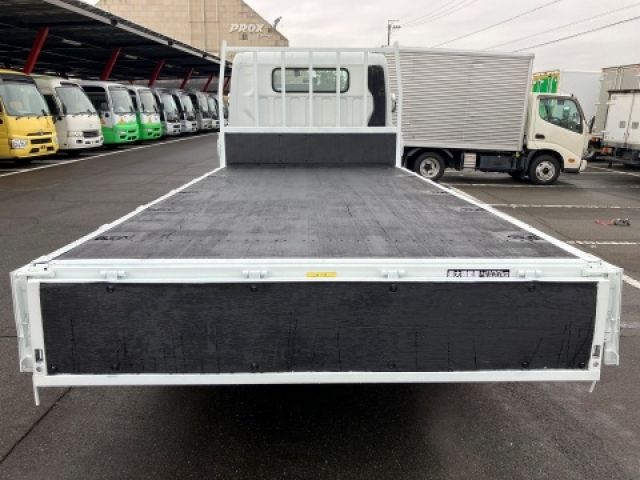 MITSUBISHI CANTER 2011