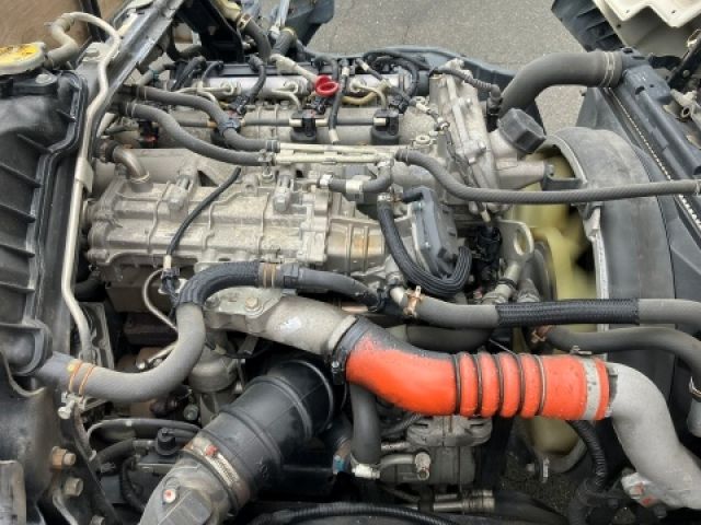 MITSUBISHI CANTER 2011