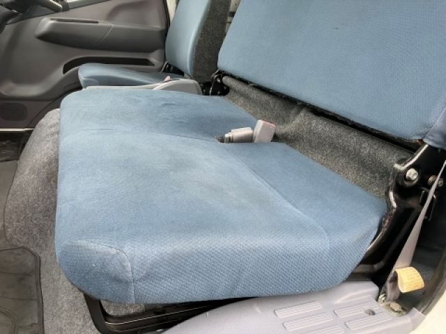 MITSUBISHI CANTER 2011