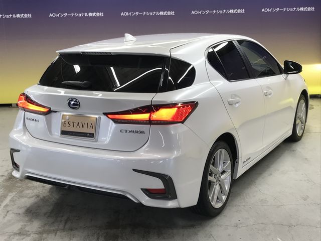 TOYOTA LEXUS CT200h 2018