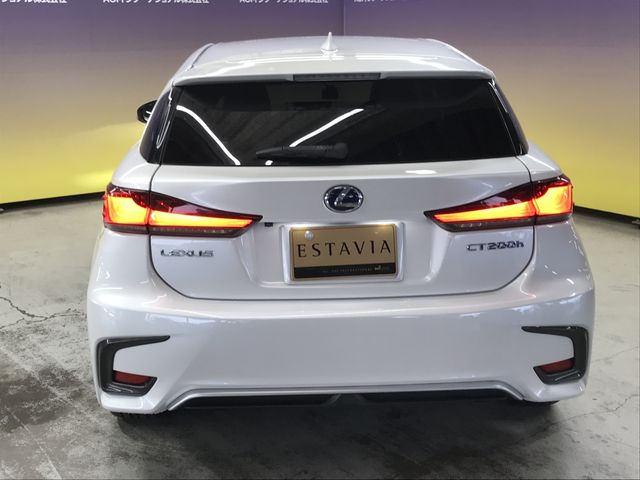 TOYOTA LEXUS CT200h 2018