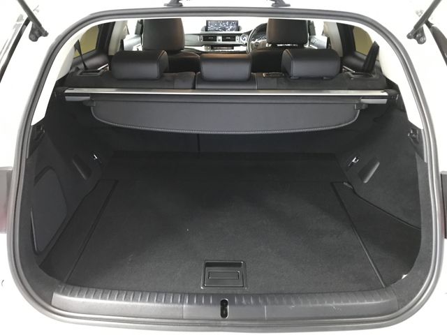 TOYOTA LEXUS CT200h 2018