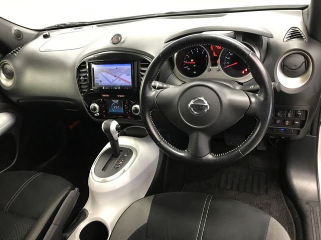 NISSAN JUKE 2019