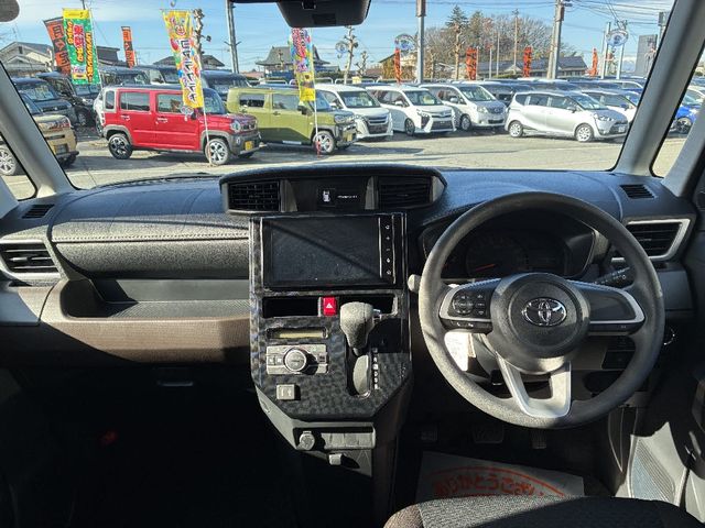 TOYOTA ROOMY 4WD 2025