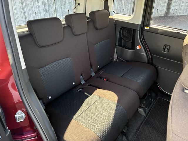 TOYOTA ROOMY 4WD 2025