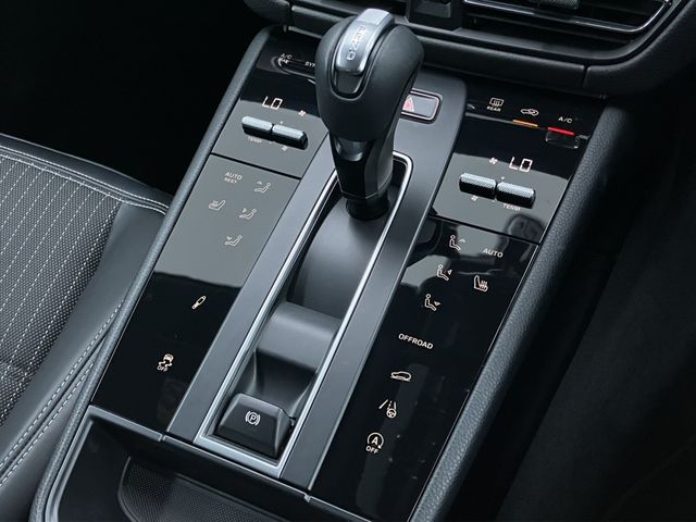 PORSCHE PORSCHE Macan 2022