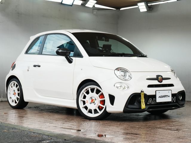 FIAT ABARTH 695 2022