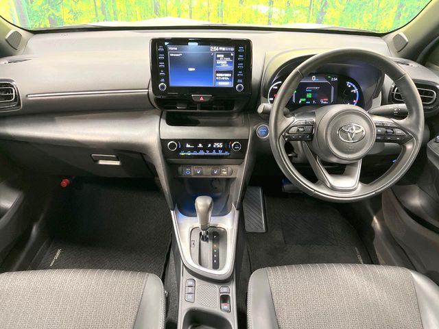 TOYOTA YARIS CROSS HYBRID 2023