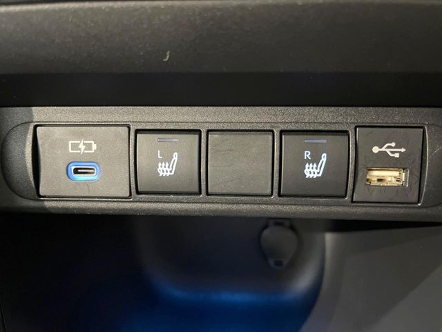 TOYOTA YARIS CROSS HYBRID 2023