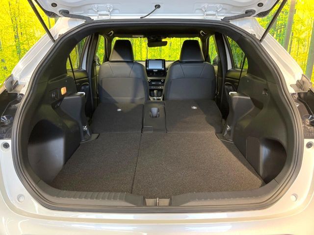 TOYOTA YARIS CROSS HYBRID 2023