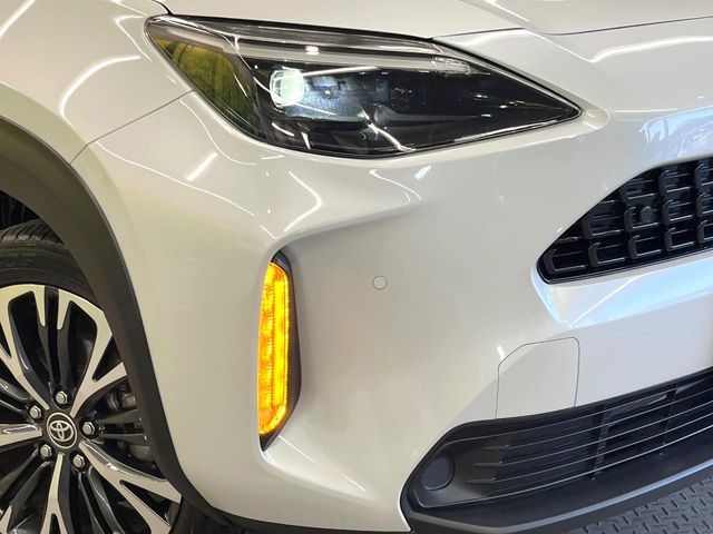 TOYOTA YARIS CROSS HYBRID 2023