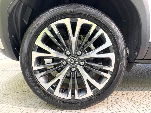 TOYOTA YARIS CROSS HYBRID 2023